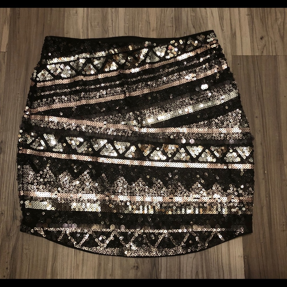 Sequined skirt
